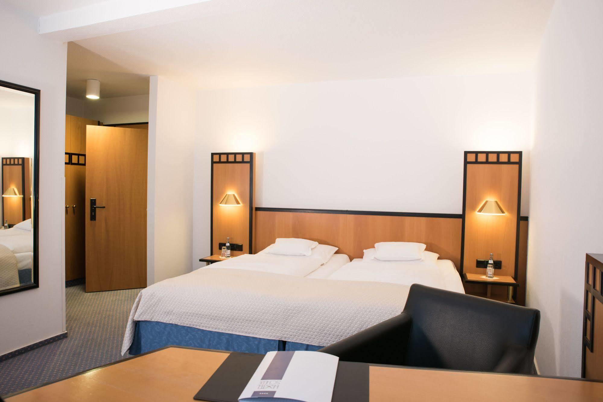 Hotel Schere Northeim Exterior foto